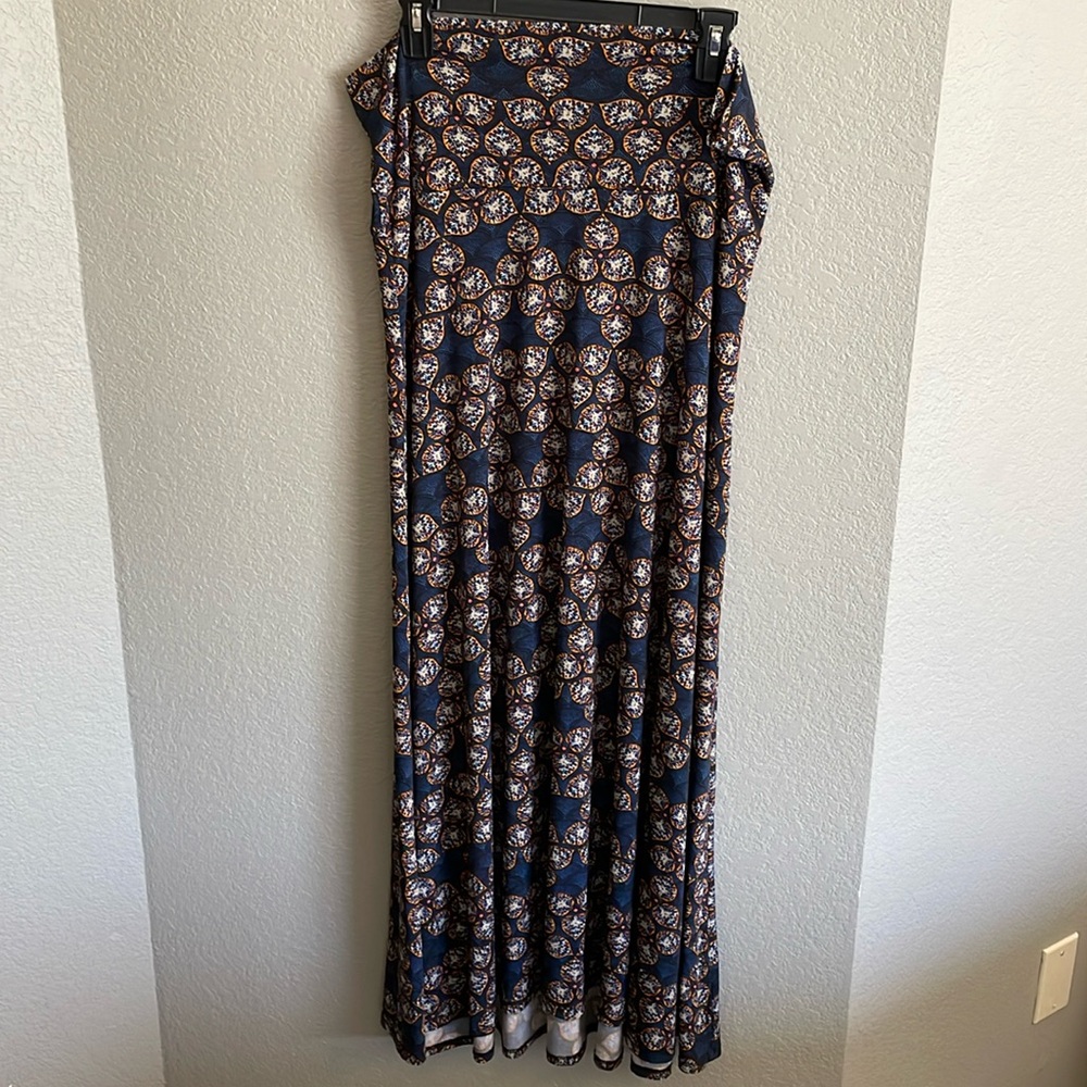 CLOSET CLEANOUT $10 LuLaRoe Maxi Skirt